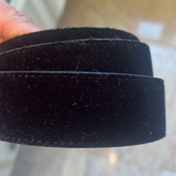 Frame Velvet Belt ( Black/Gold) - Picture 4 of 4